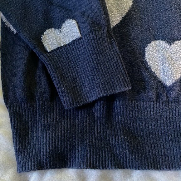 Torrid Hearts Sweater - Picture 4 of 6